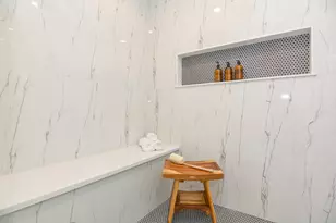 211 Hampstead Rd, Derry, NH 03038 - Photo 20