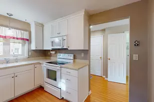 58 Branch Turnpike, Concord, NH 03301 - Photo 8