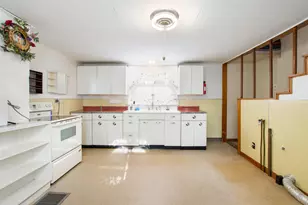 1816 Hutchins St, Berlin, NH 03570 - Photo 14