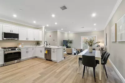 10100 S Willow Street #202, Manchester, NH 03103 - Photo 4