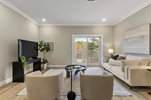 10100 S Willow St, Manchester, NH 03103 - Photo 12