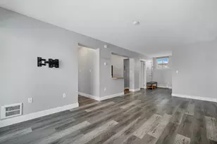 107 Treetop Cir, Laconia, NH 03246 - Photo 10