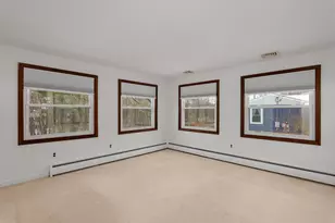 5 Maple Ave, Atkinson, NH 03811 - Photo 8