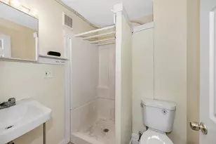 32 Crystal Ave, Derry, NH 03038 - Photo 18