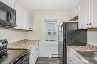 32 Crystal Avenue, Derry, NH 03038 - Photo 14