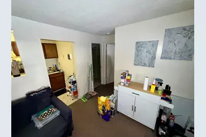 112 English Village Road #104, Manchester, NH 03102 - Photo 4