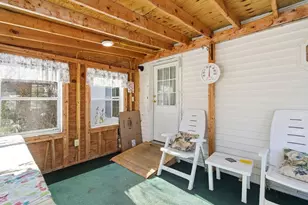 732 Concord Stage Rd, Weare, NH 03281 - Photo 4