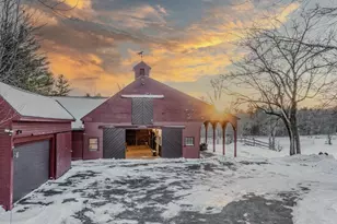 184 Deerfield Rd, Nottingham, NH 03290 - Photo 2