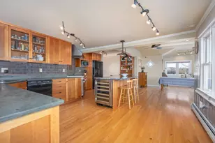 184 Deerfield Rd, Nottingham, NH 03290 - Photo 10