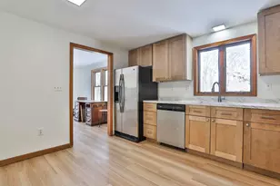 12 Beaver Lake Rd, Derry, NH 03038 - Photo 10