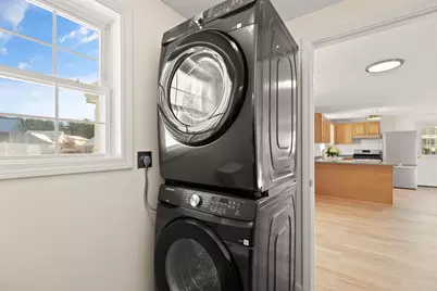 720 Brent Street, Manchester, NH 01301 - Photo 20