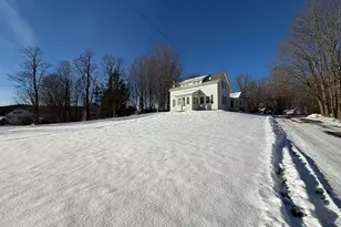 15 Hastings Ct, Charlestown, NH 03603 - Photo 2