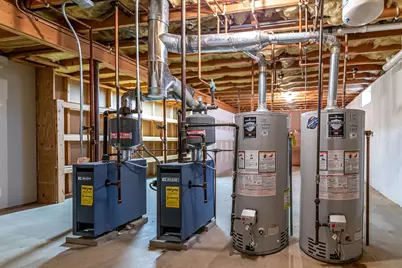 570 Montgomery Street, Manchester, NH 03102 - Photo 46