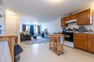570 Montgomery St, Manchester, NH 03102 - Photo 30