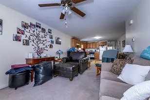 570 Montgomery St, Manchester, NH 03102 - Photo 16