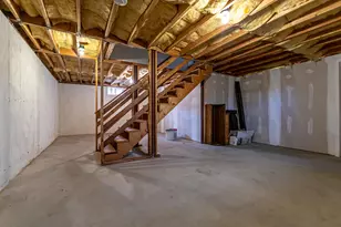 570 Montgomery St, Manchester, NH 03102 - Photo 44