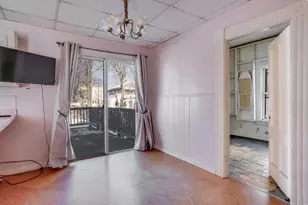 832 Clay St, Manchester, NH 03103 - Photo 10