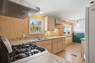 97 Linden St, Exeter, NH 03833 - Photo 10