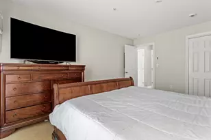 90 Eastern Ave, Manchester, NH 03104 - Photo 22