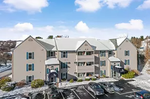 90 Eastern Ave, Manchester, NH 03104 - Photo 4