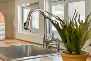 14 Stage Coach Cir, Londonderry, NH 03053 - Photo 12