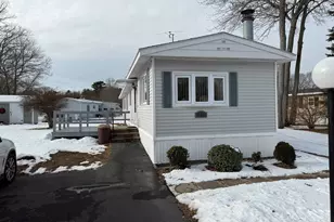 47 Scott Ave, Seabrook, NH 03874 - Photo 1