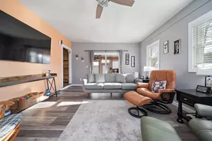 23 Pennsylvania Ave, Manchester, NH 03104 - Photo 8