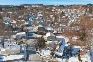 29 Central St, Derry, NH 03038 - Photo 36