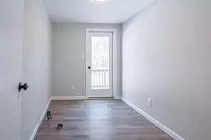 437 Chester Rd, Auburn, NH 03032 - Photo 18