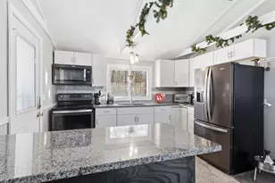 12 Gary Rd, Dunbarton, NH 03046 - Photo 10