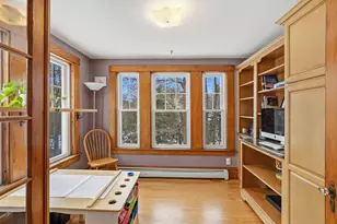 46 Noyes Rd, Londonderry, NH 03053 - Photo 8