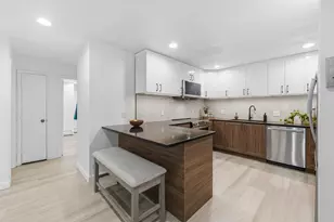 4 Strawberry Bank Rd, Nashua, NH 03062 - Photo 6