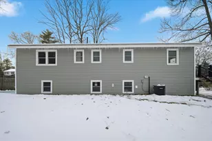 28 Notre Dame Ave, Allenstown, NH 03275 - Photo 6