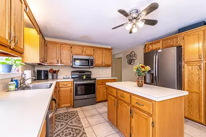 30 Pondview Drive, Derry, NH 03038 - Photo 6