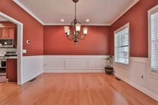 121 Cherrywood Dr, Nashua, NH 03062 - Photo 10