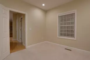 121 Cherrywood Dr, Nashua, NH 03062 - Photo 20