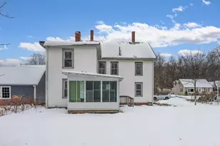 35 Niles St, Dover, NH 03820 - Photo 4