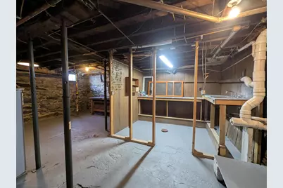 56 Woodland Street, Claremont, NH 03743 - Photo 32