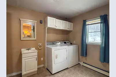 95 Union Street, Springfield, VT 05156 - Photo 50