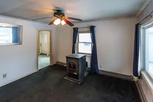 95 Union St, Springfield, VT 05156 - Photo 18