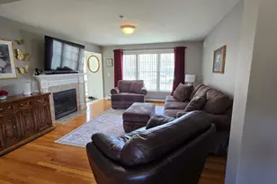 43 Abbey Rd, Brentwood, NH 03833 - Photo 4