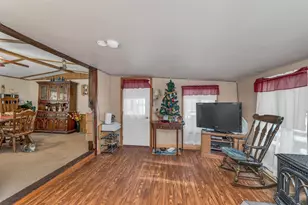 320 Old Lake Shore Rd, Gilford, NH 03249 - Photo 16