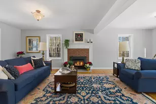 18 Holbrook Rd, Bedford, NH 03110 - Photo 10