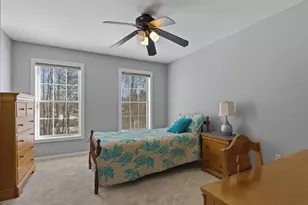 18 Holbrook Rd, Bedford, NH 03110 - Photo 28