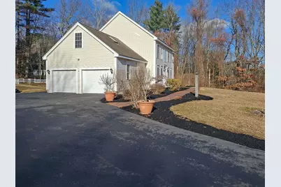 18 Holbrook Road, Bedford, NH 03110 - Photo 36