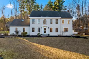 18 Holbrook Rd, Bedford, NH 03110 - Photo 4