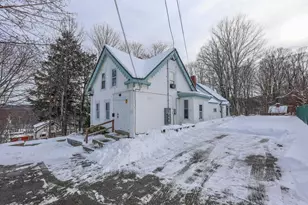 3 Webster St, Plymouth, NH 03264 - Photo 2