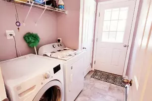 54 Linton St, Nashua, NH 03060 - Photo 10