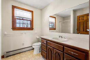 13 Madison Ave, Kingston, NH 03848 - Photo 32