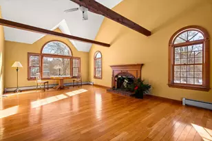 13 Madison Ave, Kingston, NH 03848 - Photo 4